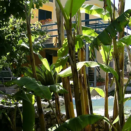 Vento Dell'est Bed & Breakfast 2*