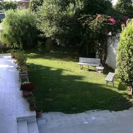 Alojamento de Acomodação e Pequeno-almoço Vento Dell'est