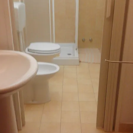 Vento Dell'est San Cataldo (Apulia)