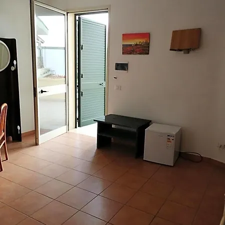 Vento Dell'est Bed & Breakfast 4*
