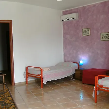 לינה וארוחת בוקר Vento Dell'est 3*